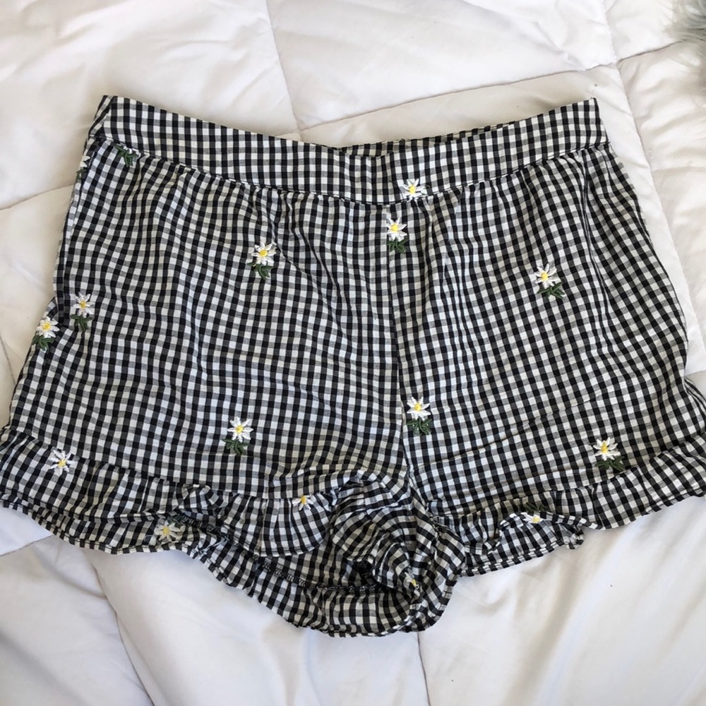 Miami daisy plaid cotton ruffle shorts